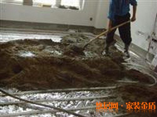 鋪貼地磚要點(diǎn)二：水泥沙子質(zhì)量要選好點(diǎn)的