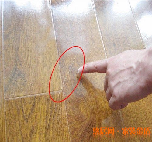 重慶裝修公司告訴你木地板收方法及驗(yàn)收盲點(diǎn)