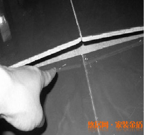 怎樣預防和修補瓷磚空鼓問題？