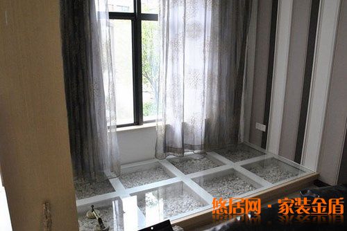 家居裝飾怎么巧妙運用玻璃來裝飾？